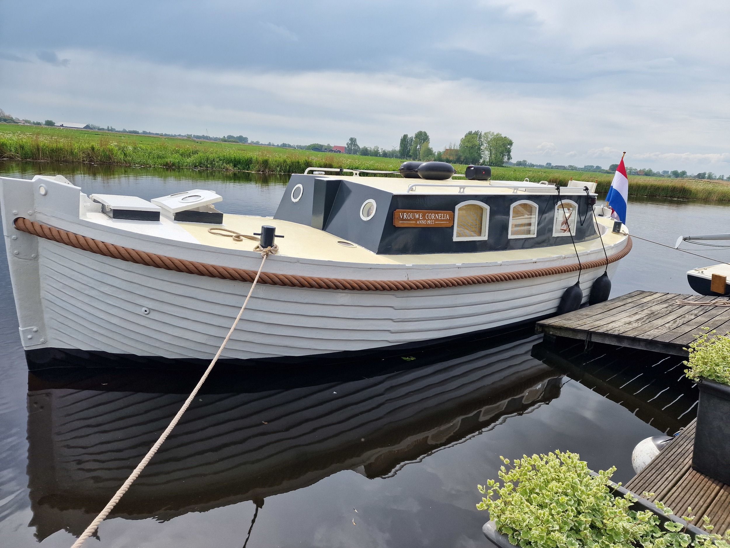 Cabin 9.75 1925 – historische ex-Statendam zeilsloep