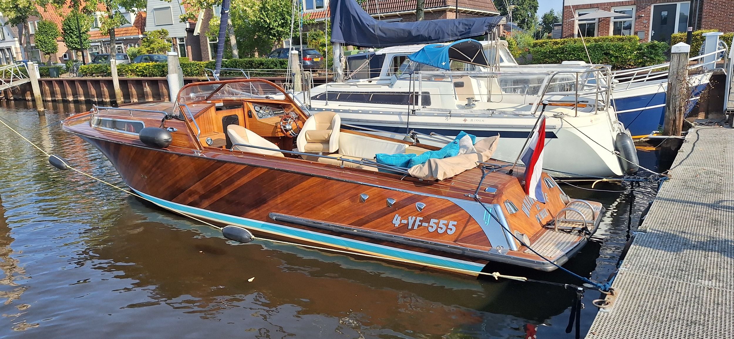 Speedboat 8.50 2021 – Mahonie speedboat met V-8 diesel