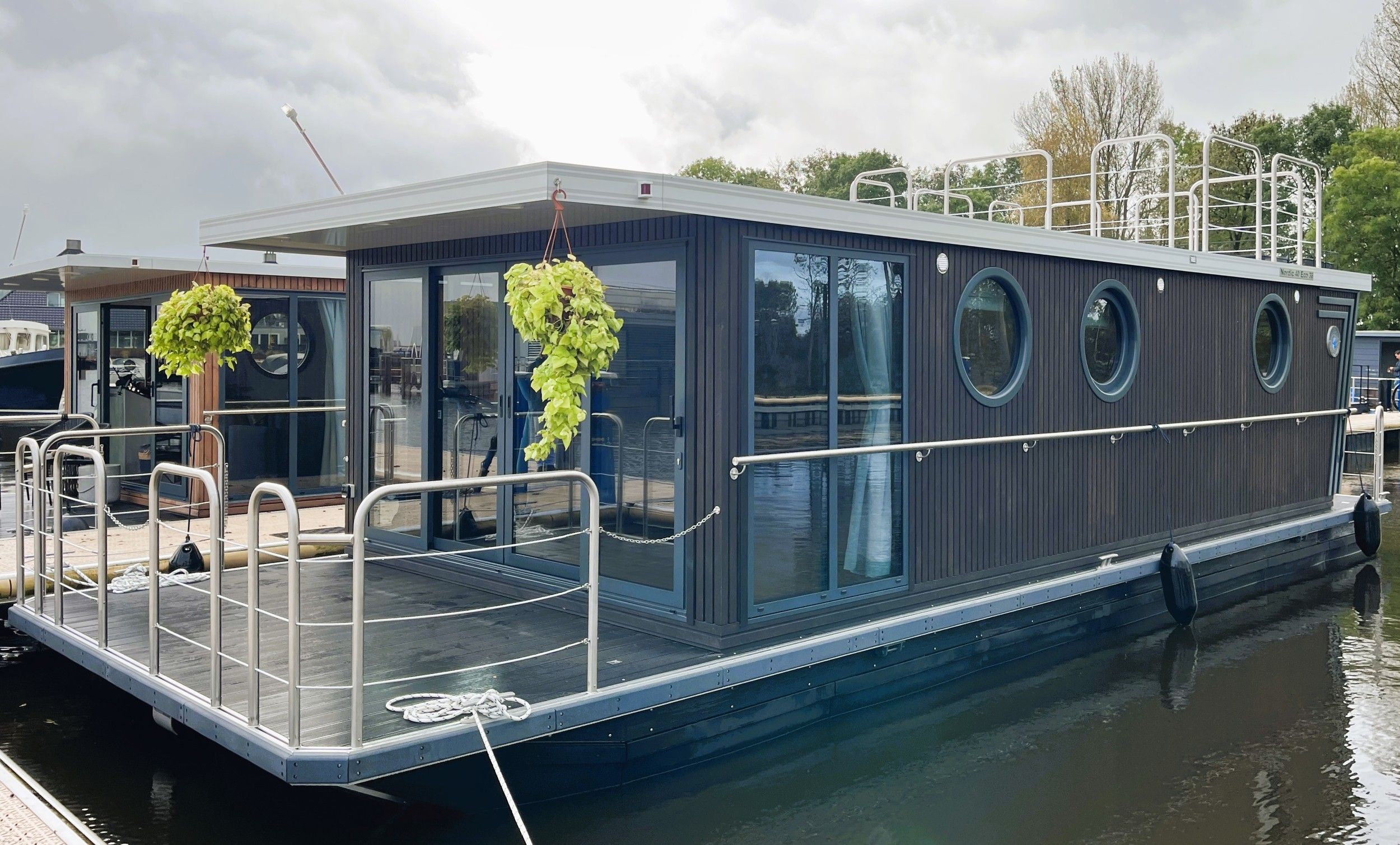 Nordic Season NS 40 Eco 2025 – Finse houseboat met 36m² woonruimte