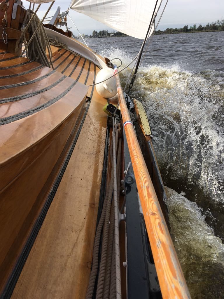 Boeier Lantinga 900 1908 – Authentieke houten zeilboot vaarklaar - Foto 4