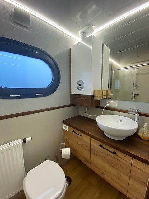 Campi 400 Warns 2019 – Houseboat met ligplaats en steiger - Foto 13