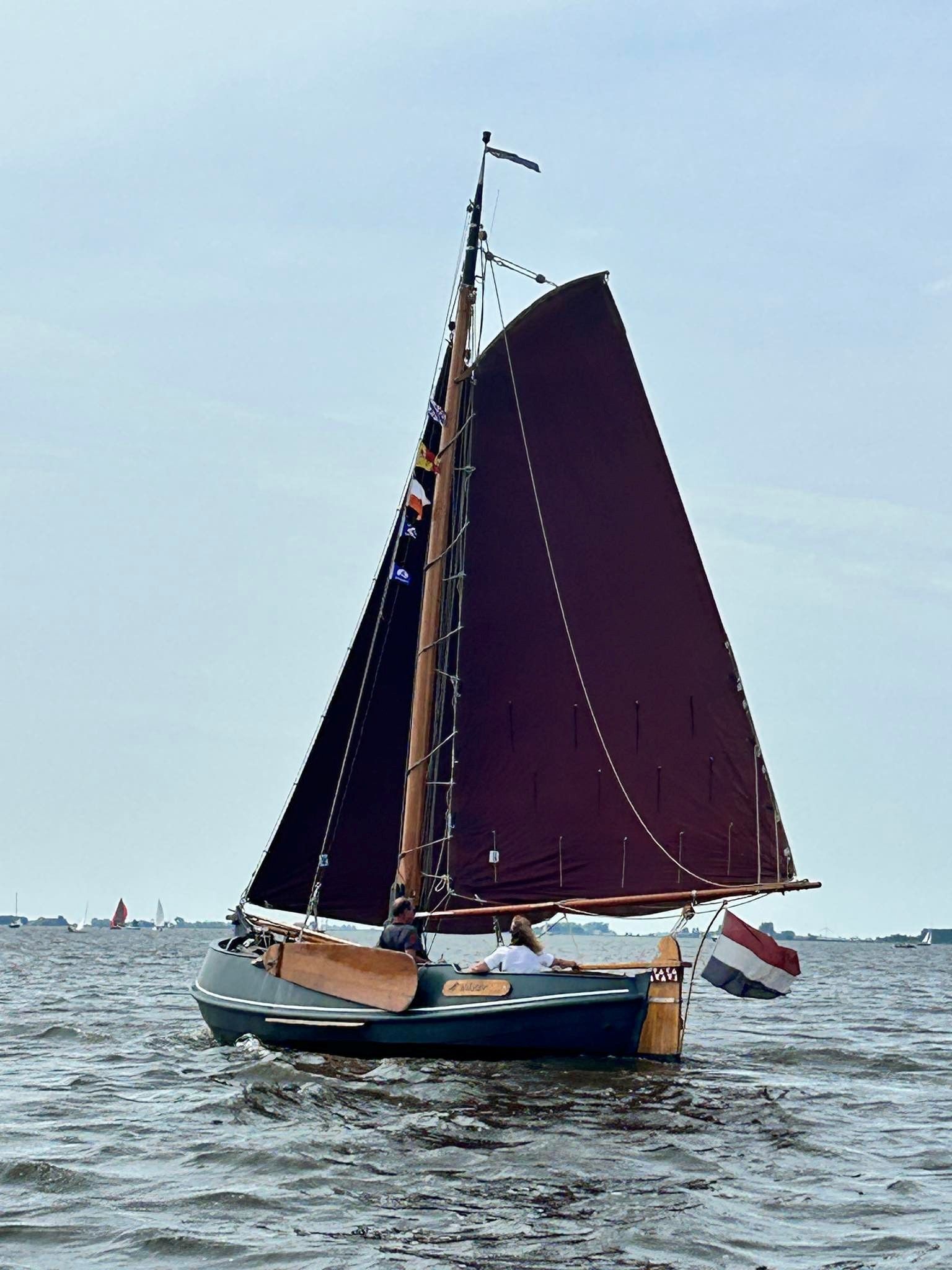 Vollenhovense Bol Visserman 1985 – stalen platbodem zeilklaar - Foto 3