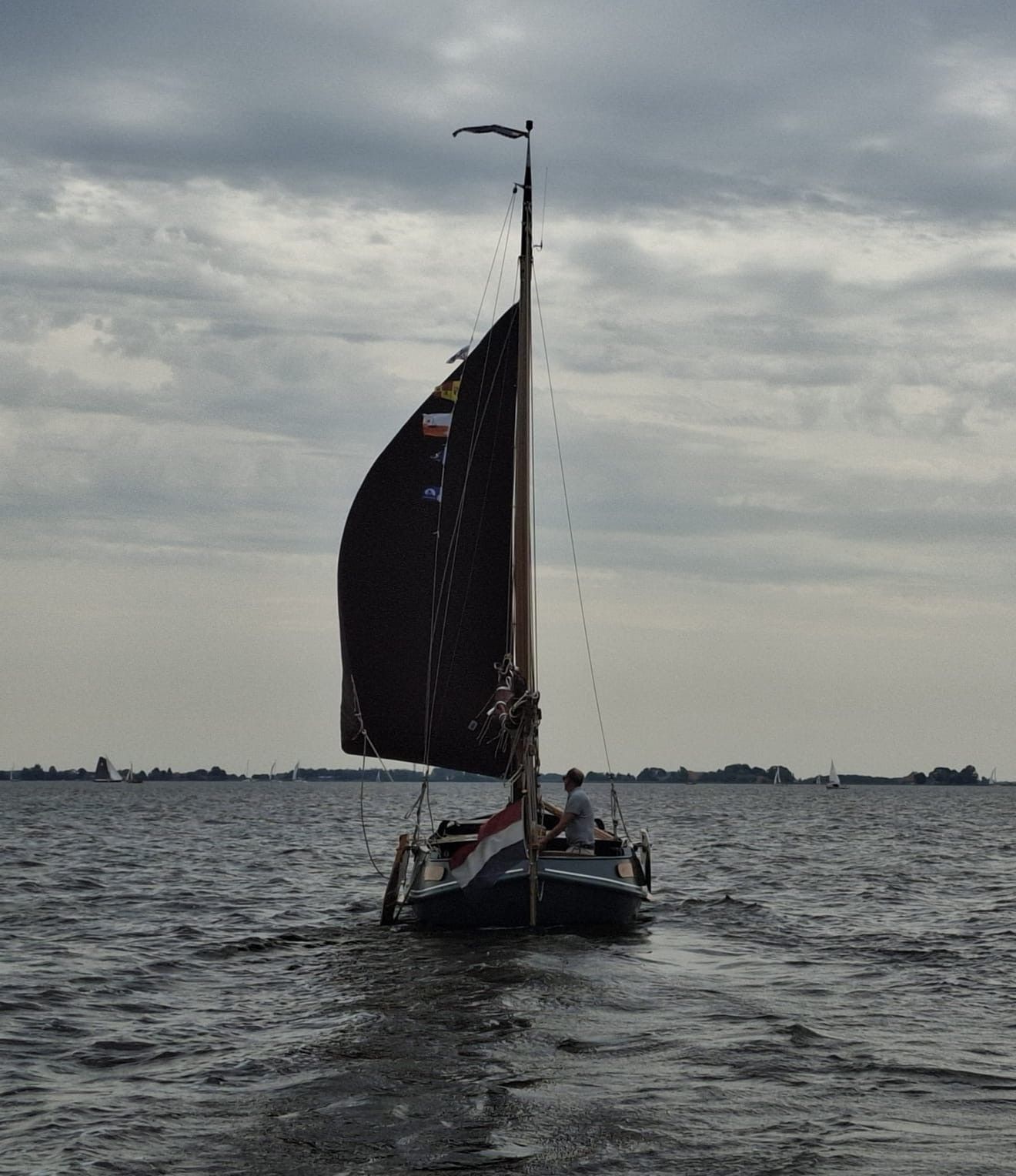 Vollenhovense Bol Visserman 1985 – stalen platbodem zeilklaar - Foto 4