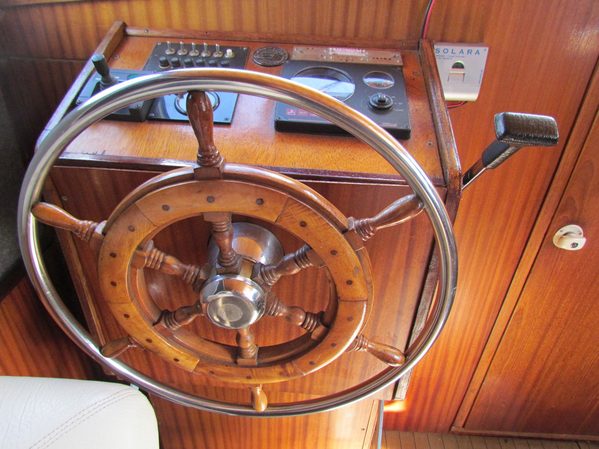 Babilja 1035 (1980) – stalen motorboot met weinig draaiuren - Foto 14