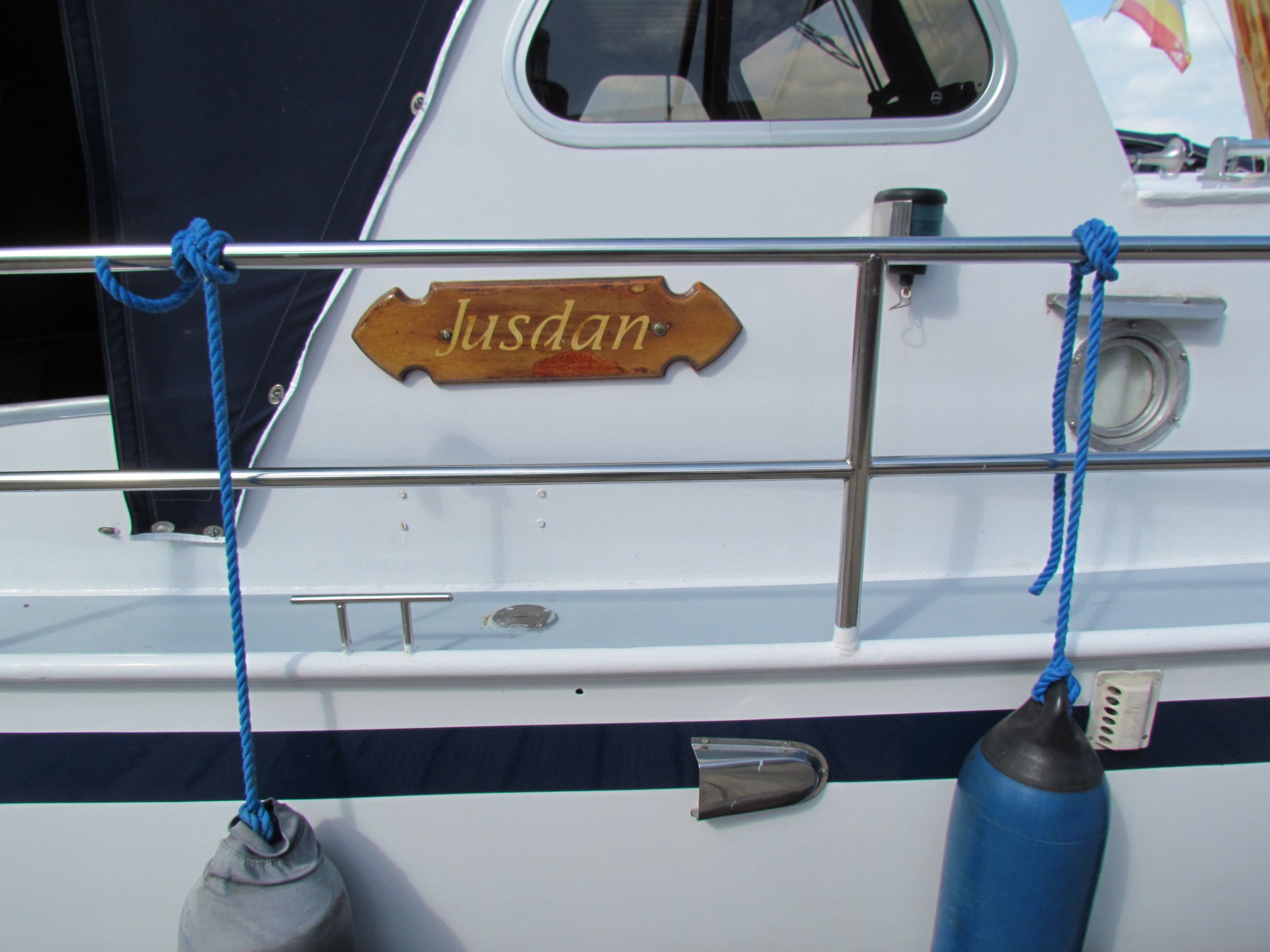 Babilja 1035 (1980) – stalen motorboot met weinig draaiuren - Foto 4