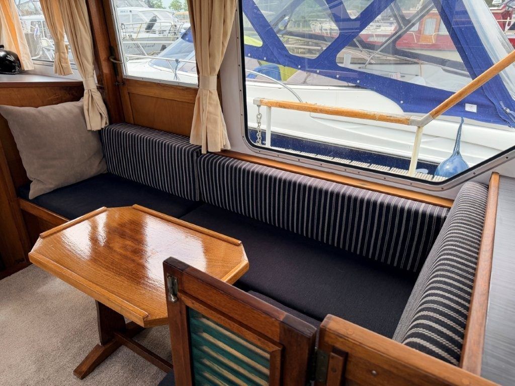 Boorncruiser 1100 AK 1980 – Stalen reismotor met vijf hutten - Foto 11