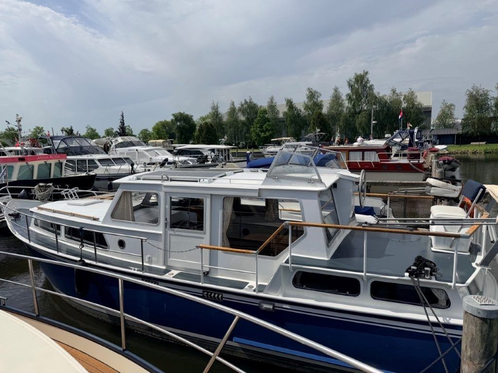 Boorncruiser 1100 AK 1980 – Stalen reismotor met vijf hutten - Foto 4