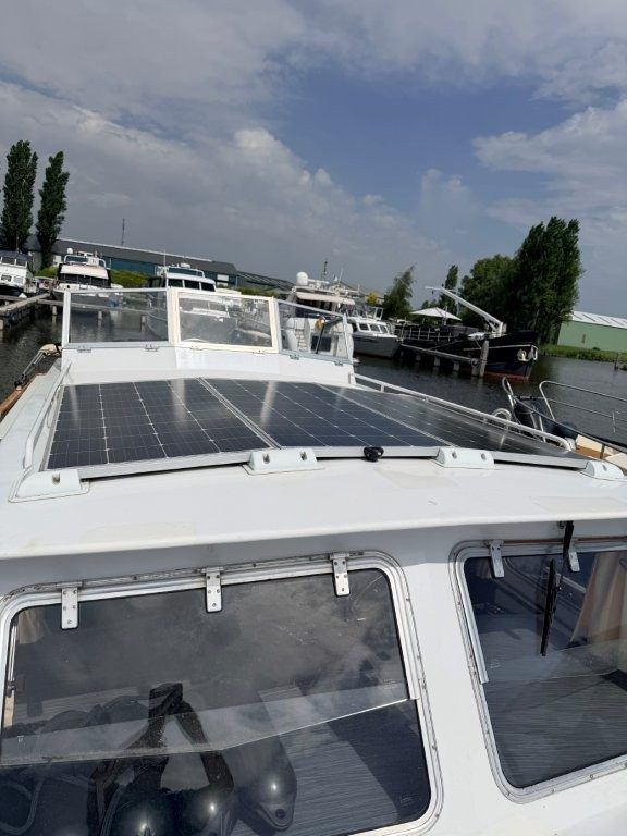 Boorncruiser 1100 AK 1980 – Stalen reismotor met vijf hutten - Foto 5