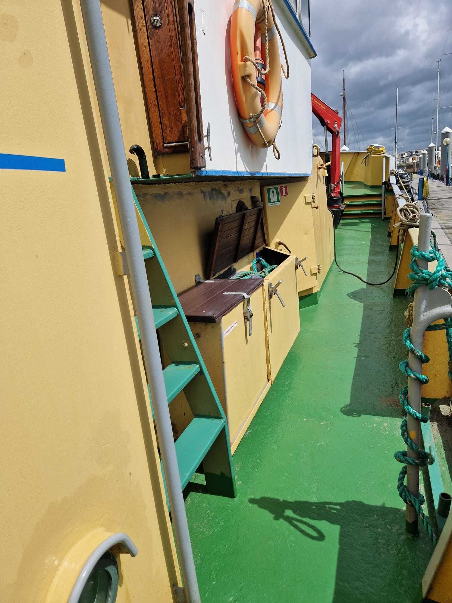 Ex-Viskotter Woonschip 1978 – 21m vaarbewoonbaar IJmuiden - Foto 14
