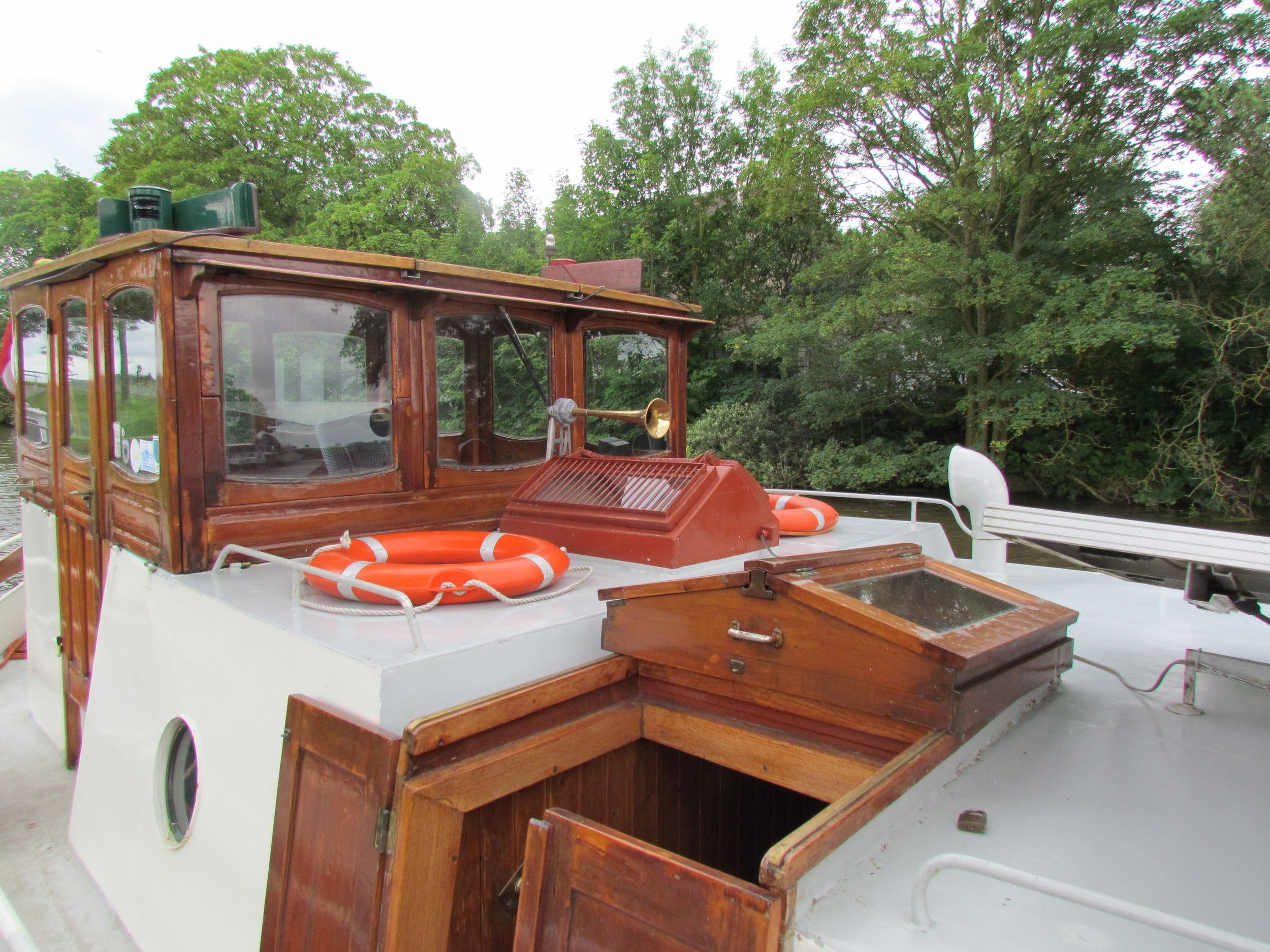 Hamburger Schuit 1956 – Varend woonschip met karakter - Foto 10