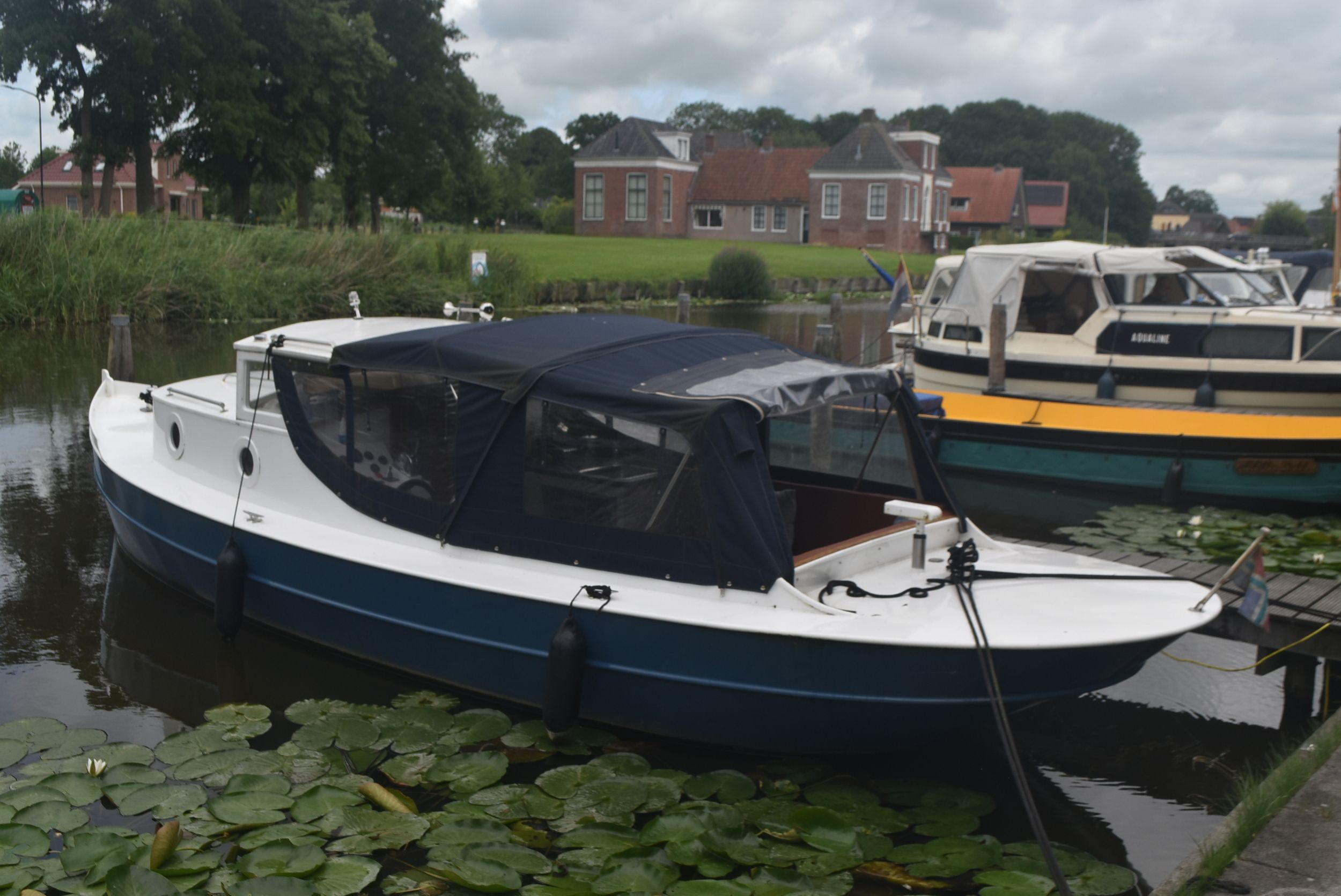 820C Steilsteven 2022 – Degelijk stalen motorboot - Foto 1