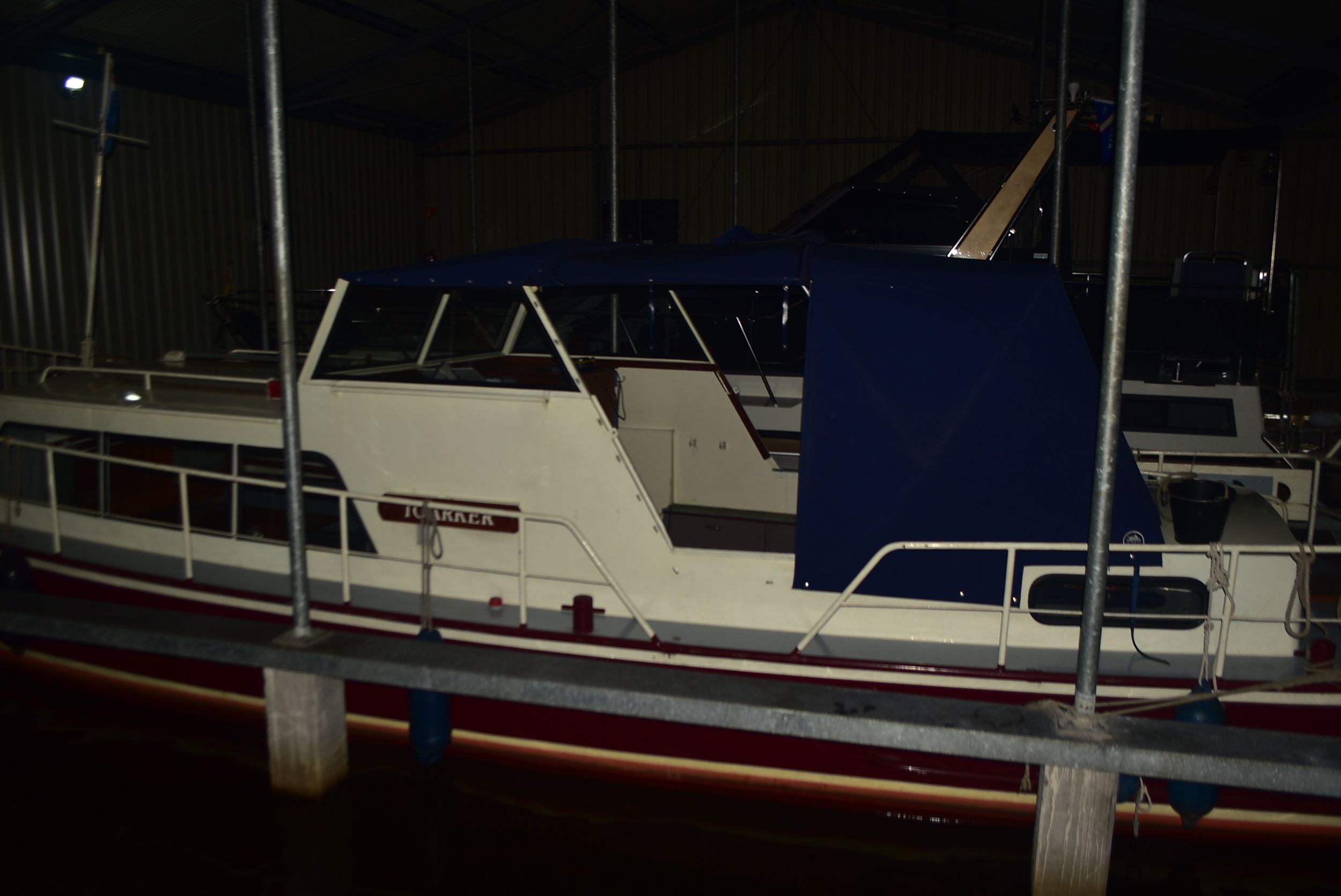 Doerak 850 AK – Klassieker met achterkajuit en topkuiptent - Foto 21