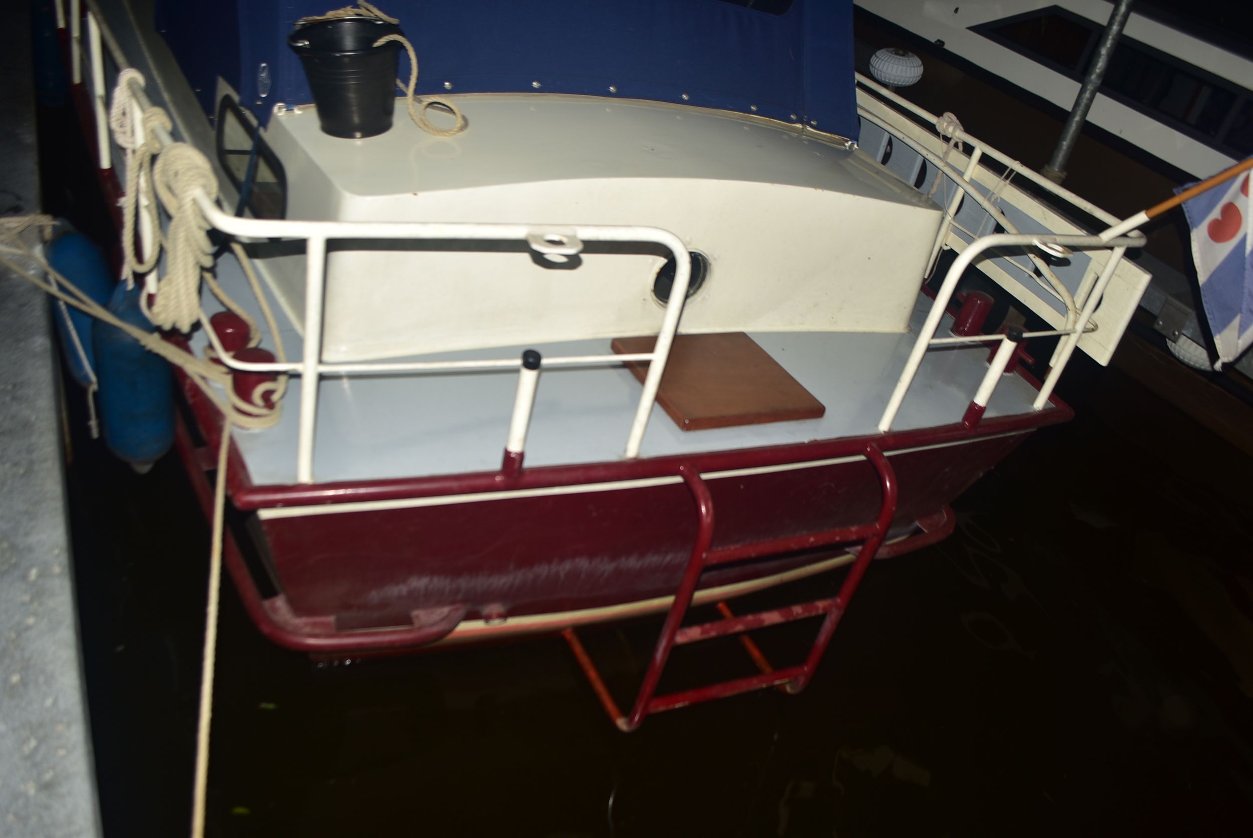 Doerak 850 AK – Klassieker met achterkajuit en topkuiptent - Foto 10
