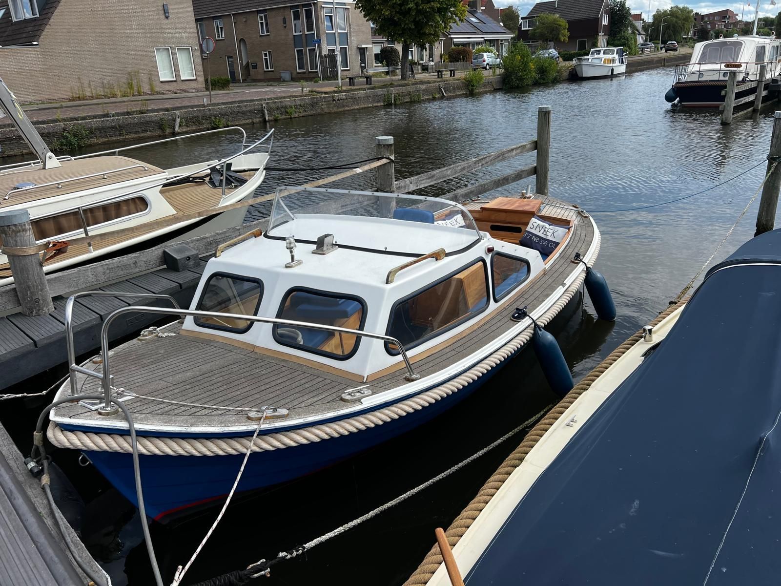 Albatros 6.20 uit 1983 – compacte tender in Sneek