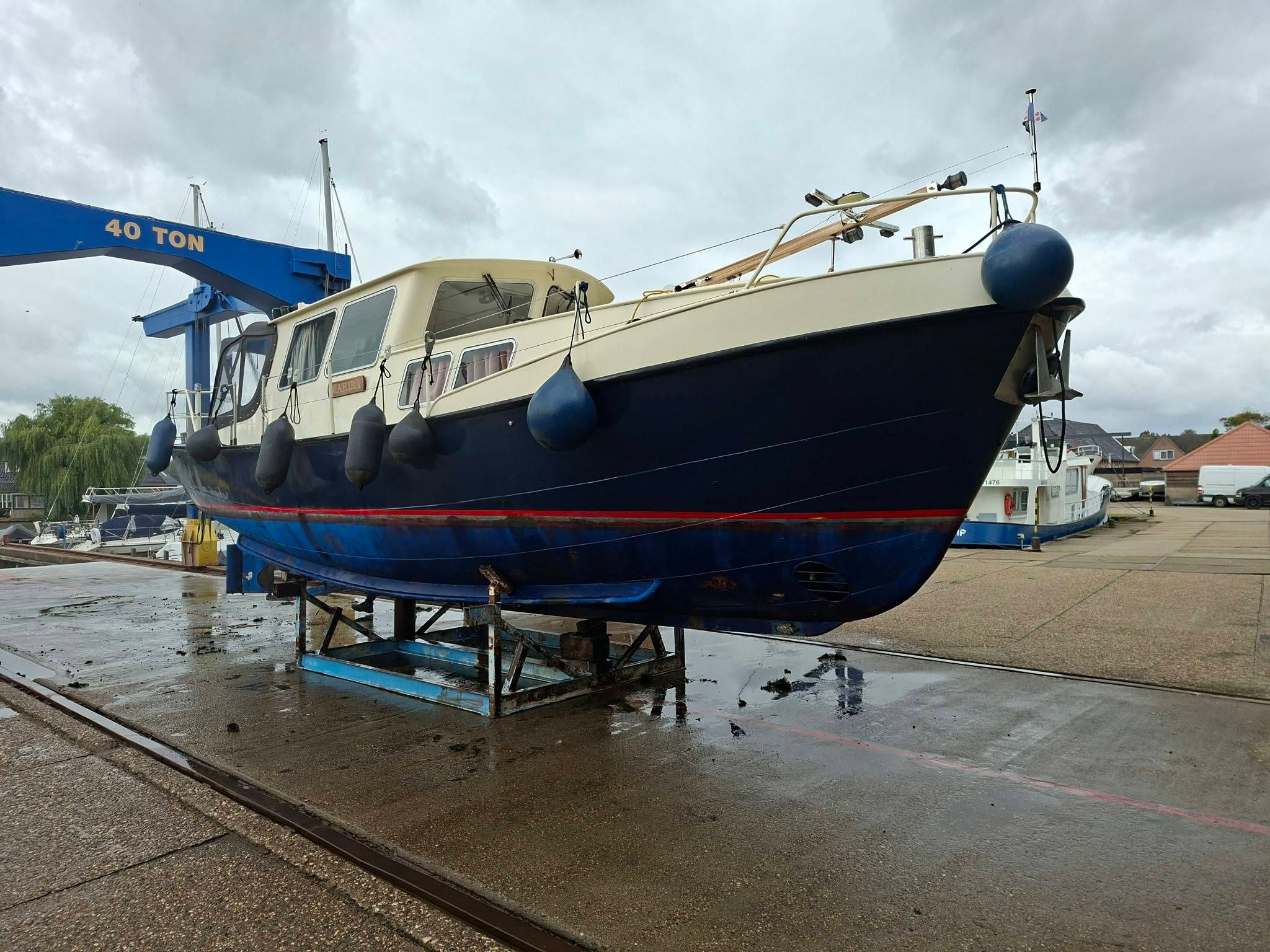 Van Rossumvlet 10.30 uit 1971 – klassieke stalen motorboot