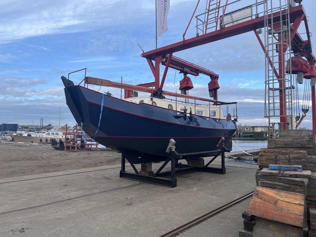 Zeeschouw (uit 1985, 10m)