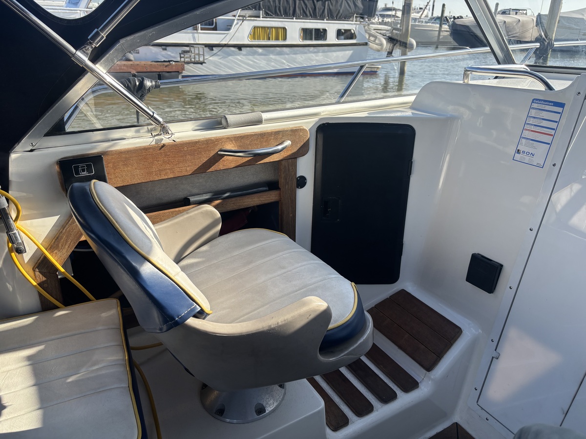 Campion 672 Explorer 1998 – Dieselkruiser met boegschroef - Foto 16