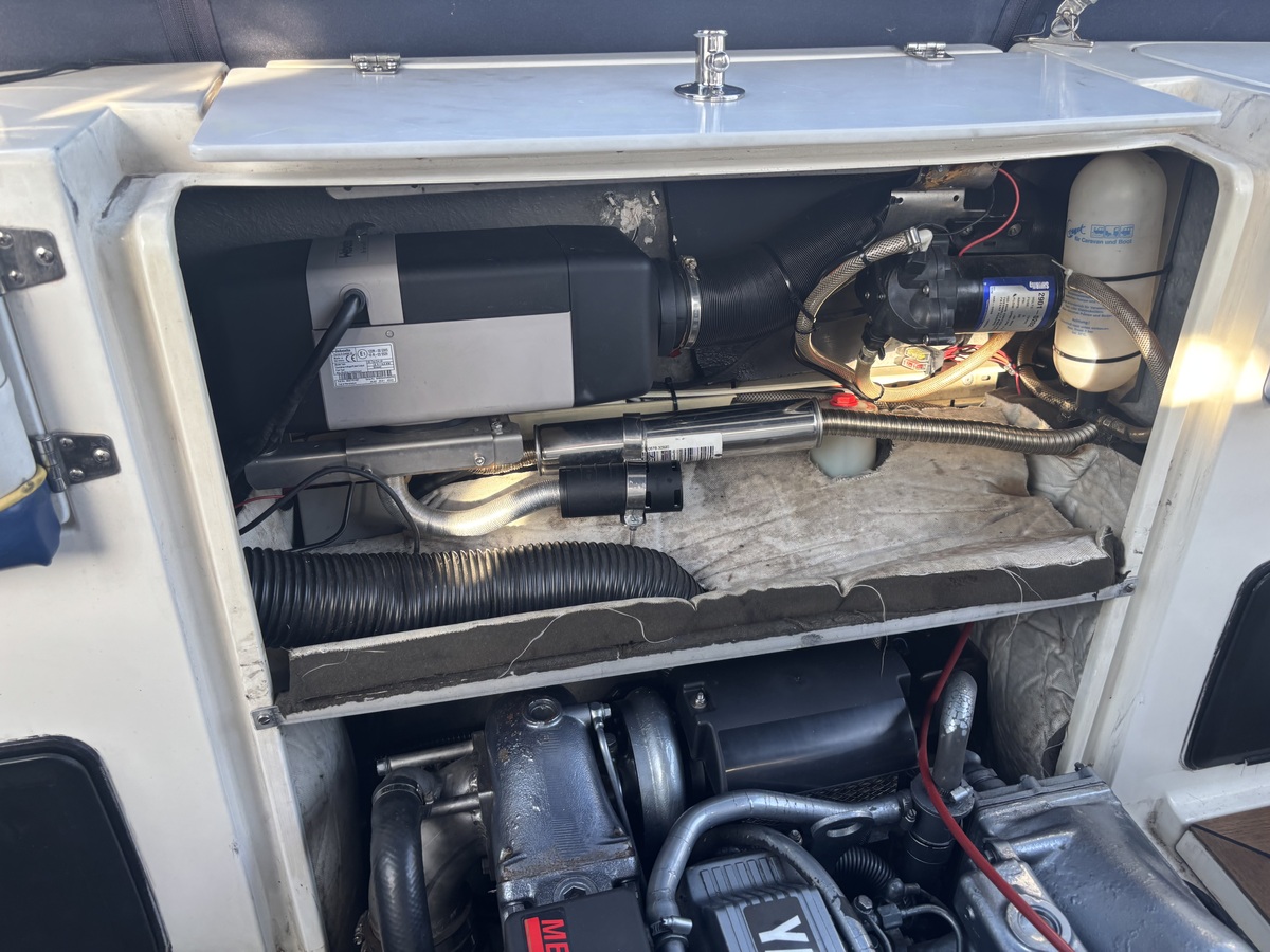Campion 672 Explorer 1998 – Dieselkruiser met boegschroef - Foto 17