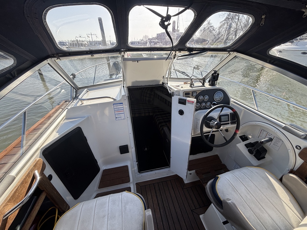 Campion 672 Explorer 1998 – Dieselkruiser met boegschroef - Foto 7