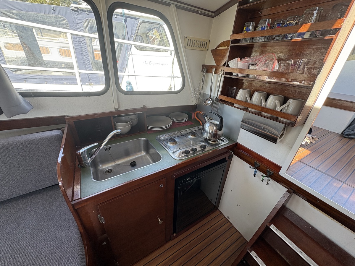 Doerak 780AK 1978 – Stalen motorjacht met nieuwe motor - Foto 9