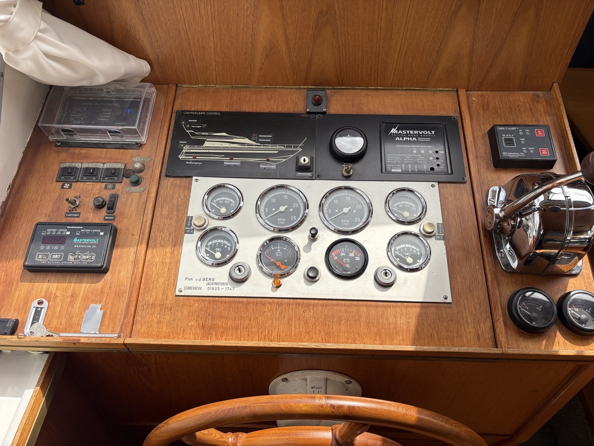 Valkkruiser 1280 1986 – dubbelschroefs kajuitboot - Foto 23