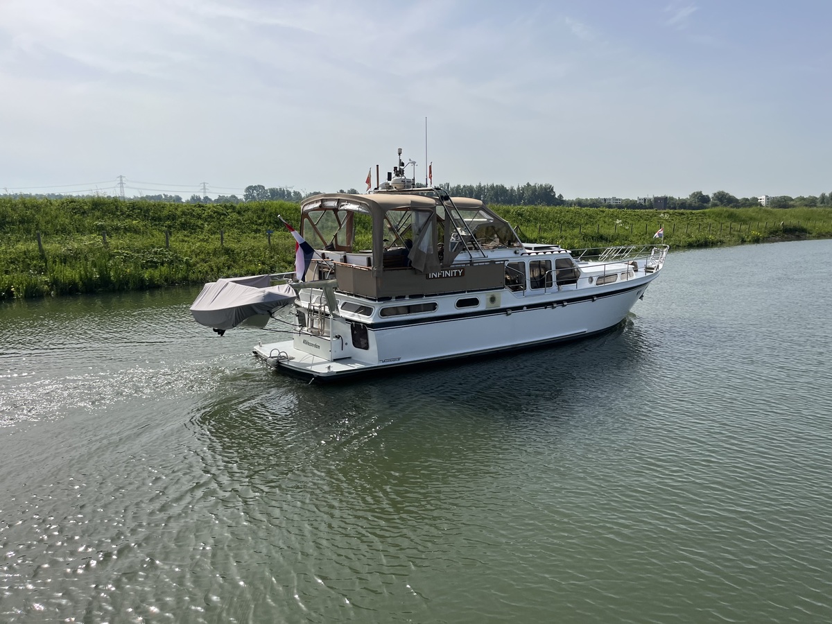 Valkkruiser 1280 1986 – dubbelschroefs kajuitboot - Foto 4