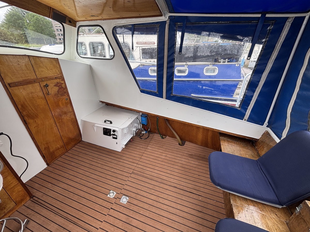 Ariadne kruiser 900 OK 1971 – moderne techniek, boeg- én hekschroef - Foto 11