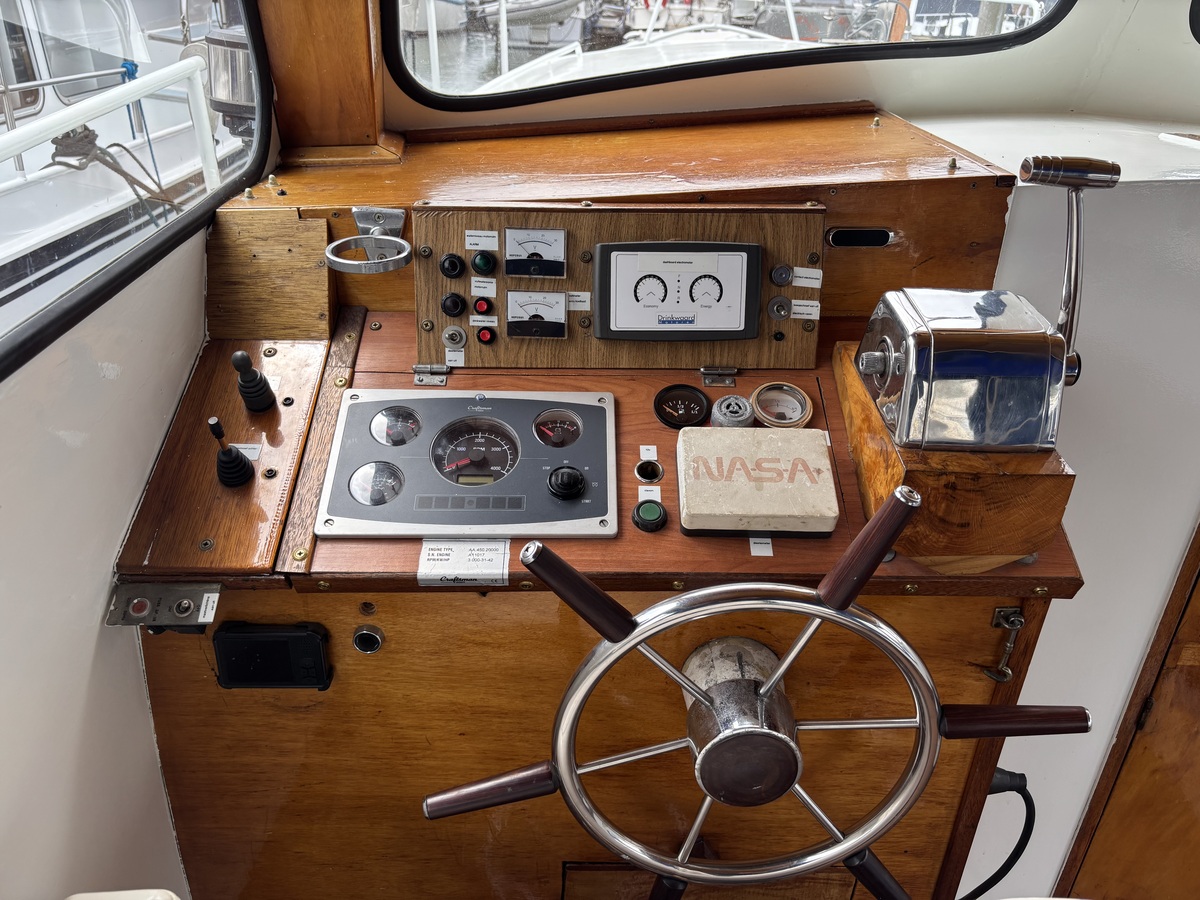 Ariadne kruiser 900 OK 1971 – moderne techniek, boeg- én hekschroef - Foto 7