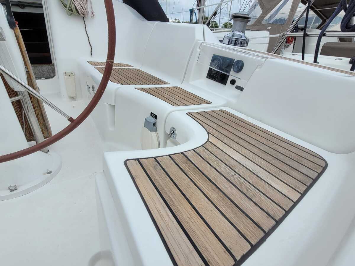 Beneteau Oceanis 373 - Foto 21