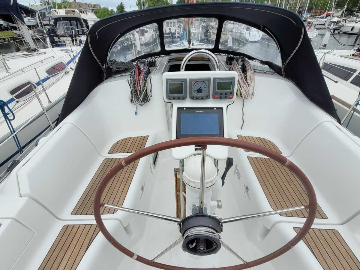 Beneteau Oceanis 373 - Foto 22