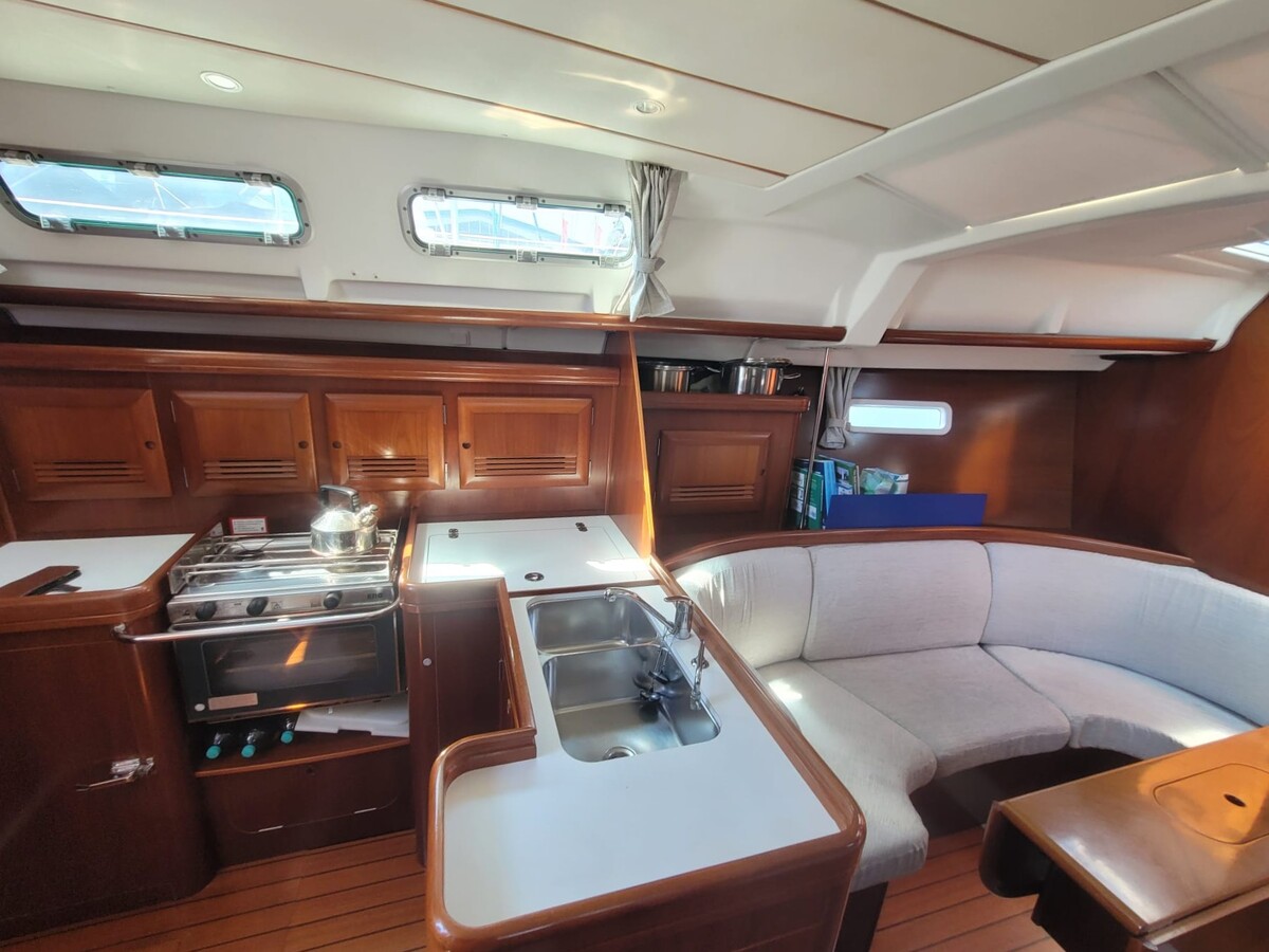 Beneteau Oceanis 373 - Foto 3