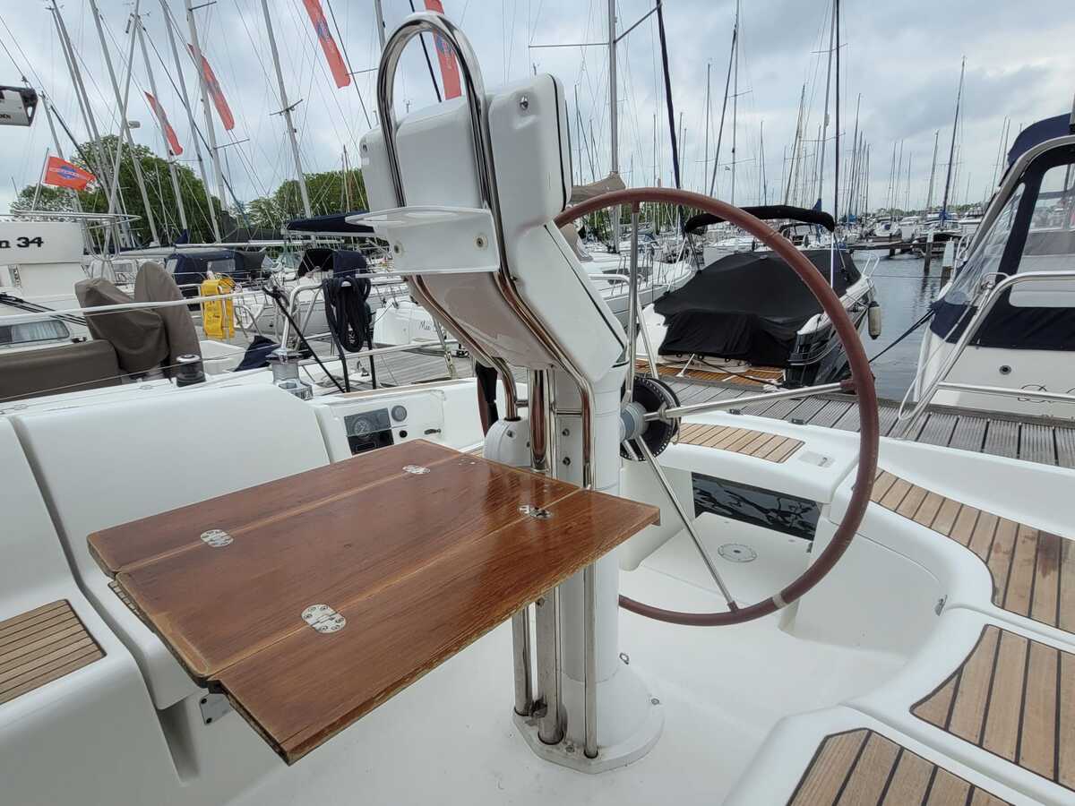 Beneteau Oceanis 373 - Foto 24