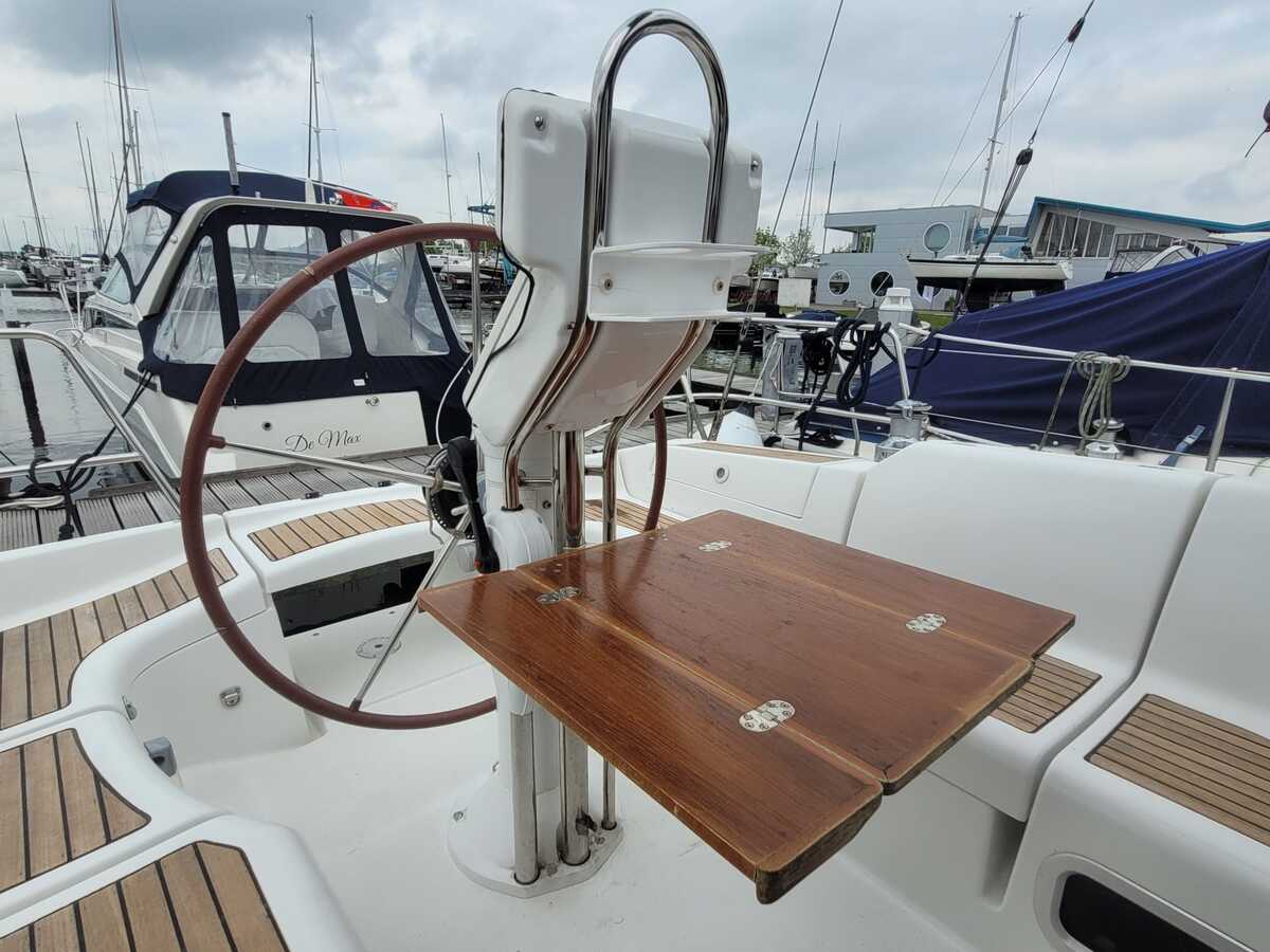 Beneteau Oceanis 373 - Foto 25