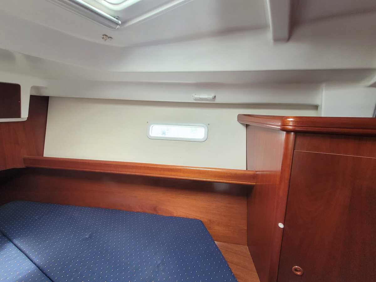 Beneteau Oceanis 373 - Foto 11