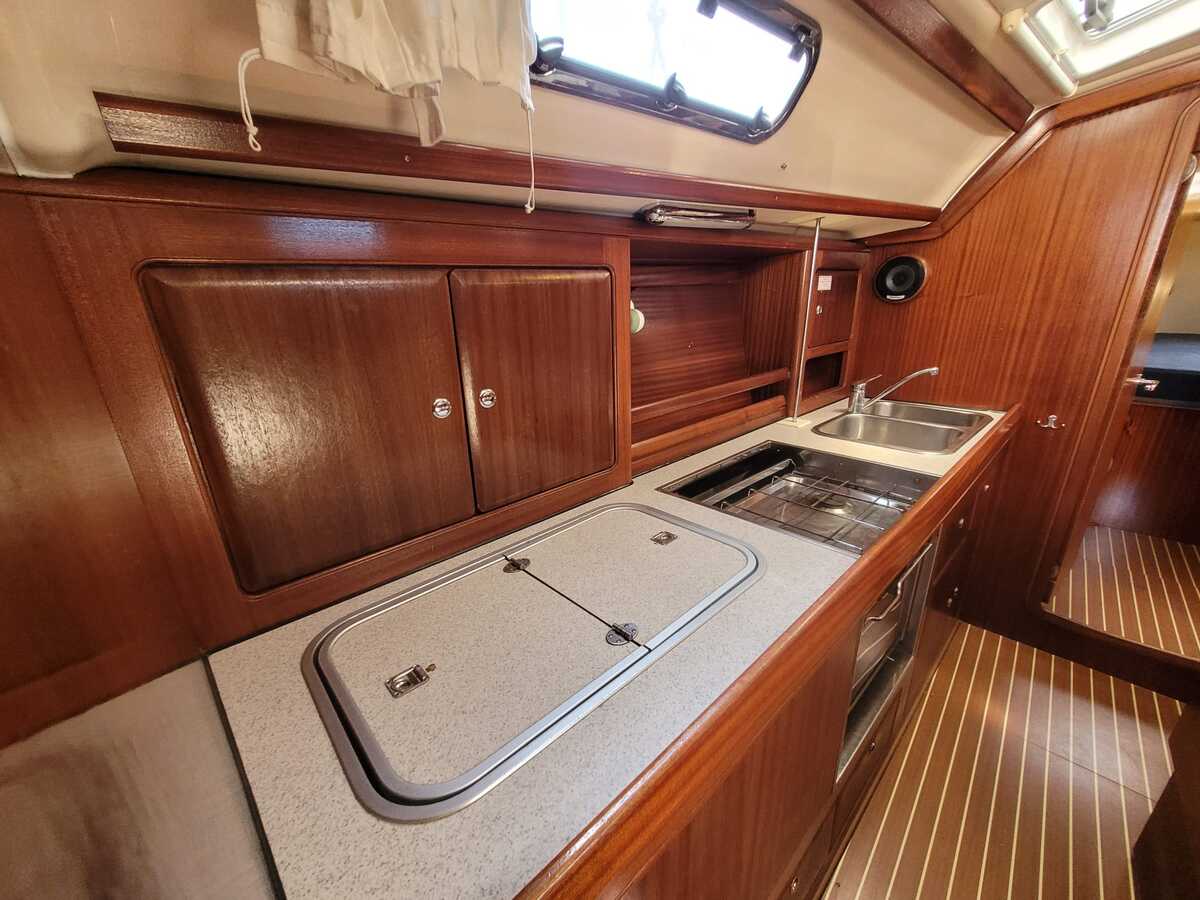 Bavaria 40-3 2001 – Comfortabel familiezeiljacht met recente upgrades - Foto 8