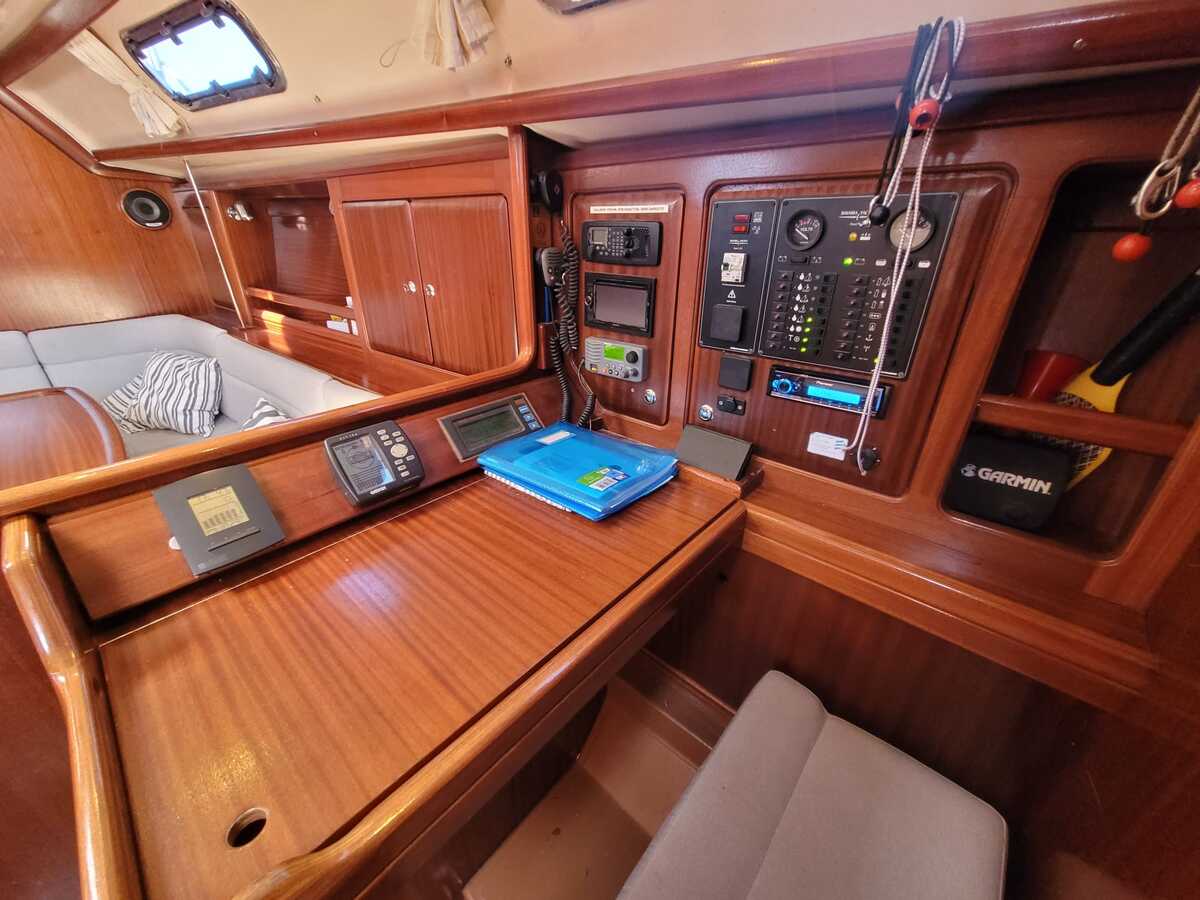Bavaria 40-3 2001 – Comfortabel familiezeiljacht met recente upgrades - Foto 9