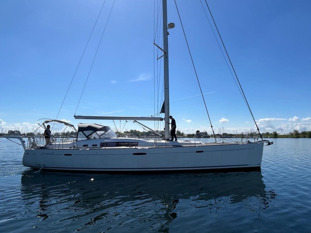 Beneteau Oceanis 54 2011 – Bluewater cruiser met 3 hutten
