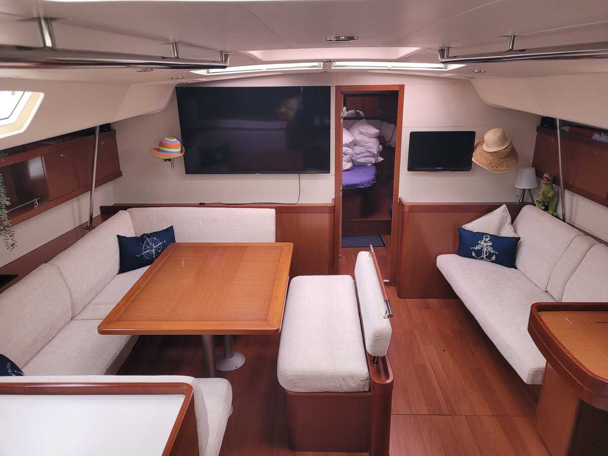 Beneteau Oceanis 54 2011 – Bluewater cruiser met 3 hutten - Foto 2