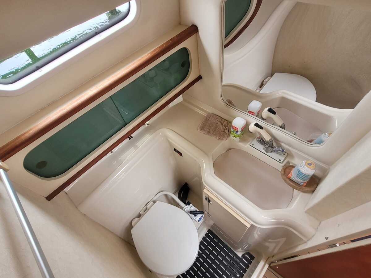 Bayliner 2855 Ciera Sunbridge 1995 – instapklaar met V8 - Foto 17