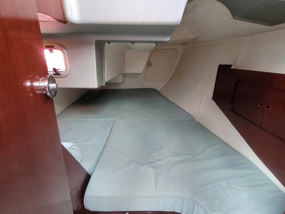 Beneteau First 32S5 1992 – Starck-design & sportief karakter - Foto 13