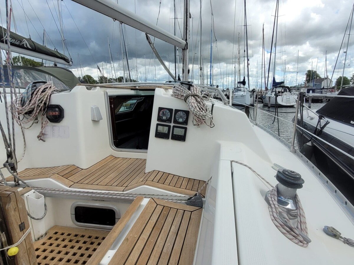 Beneteau First 32S5 1992 – Starck-design & sportief karakter - Foto 21