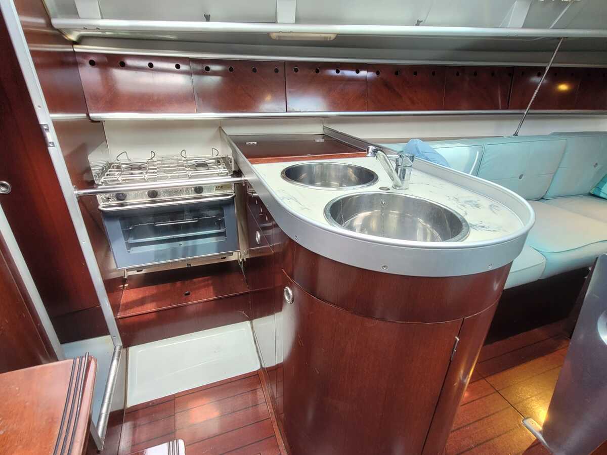 Beneteau First 32S5 1992 – Starck-design & sportief karakter - Foto 5