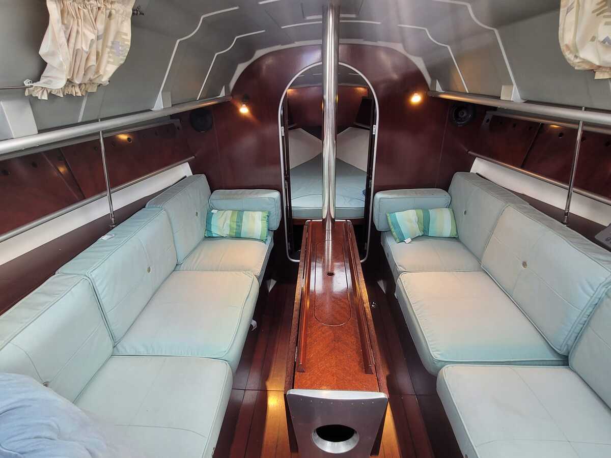 Beneteau First 32S5 1992 – Starck-design & sportief karakter - Foto 7