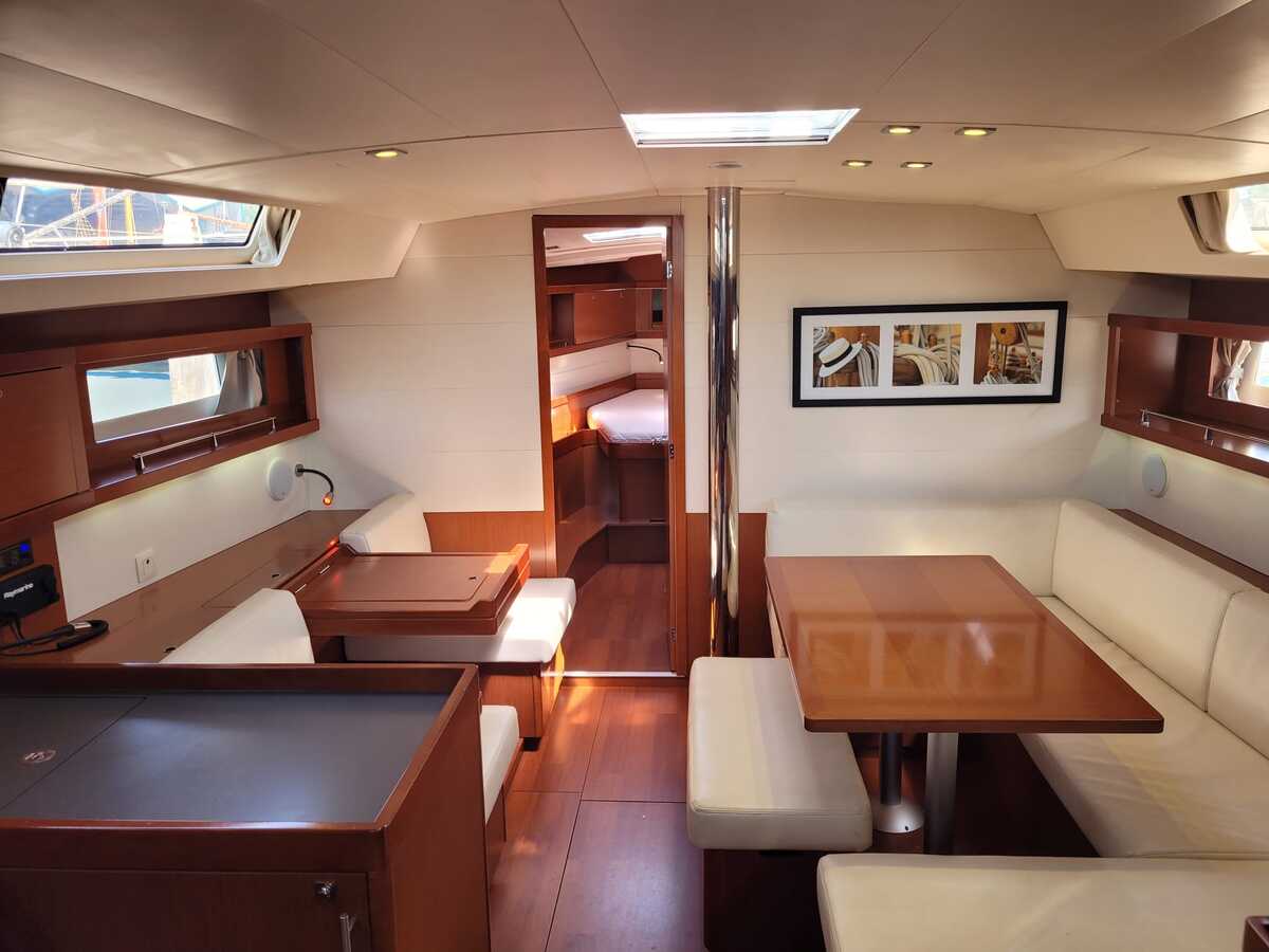 Beneteau Oceanis 45 2012 – zeewaardig met complete uitrusting - Foto 2
