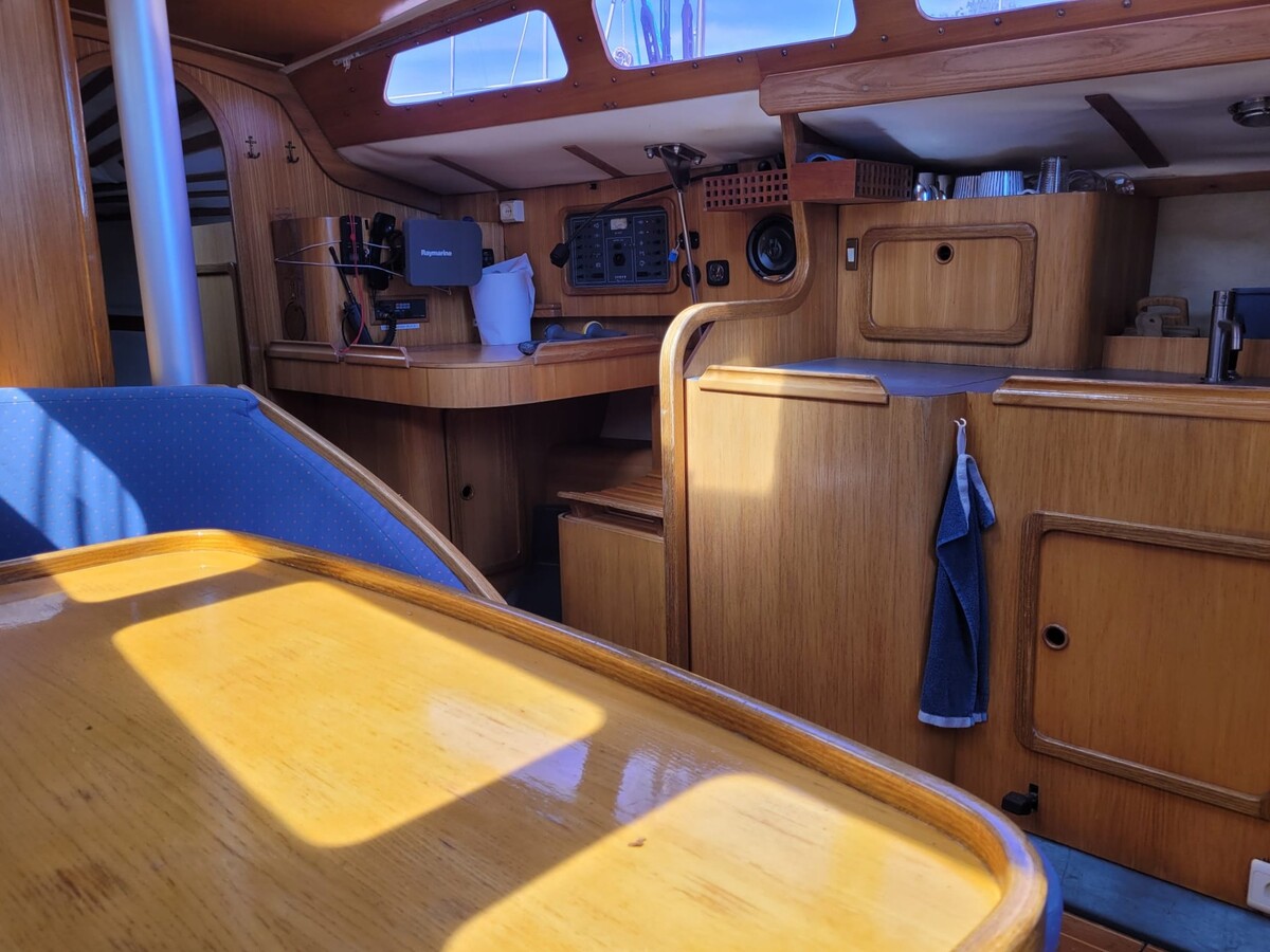 Feeling 346 1991 – Sloop met vleugelkiel en recente Volvo - Foto 11
