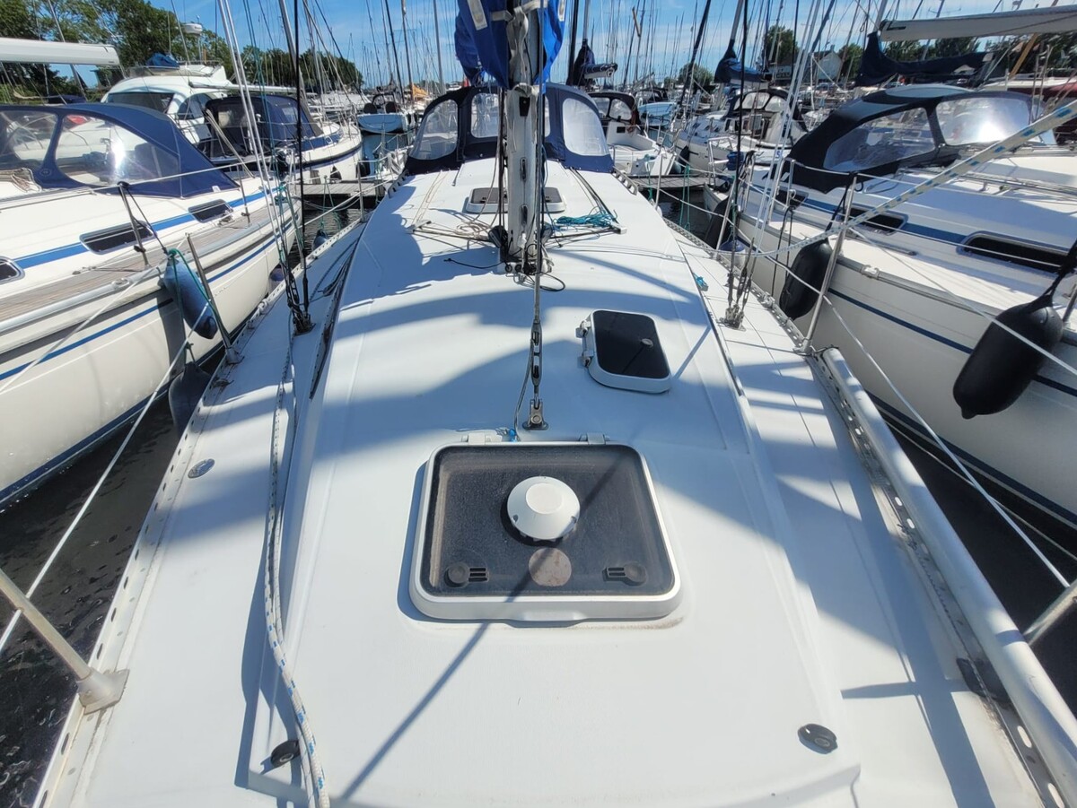 Feeling 346 1991 – Sloop met vleugelkiel en recente Volvo - Foto 23