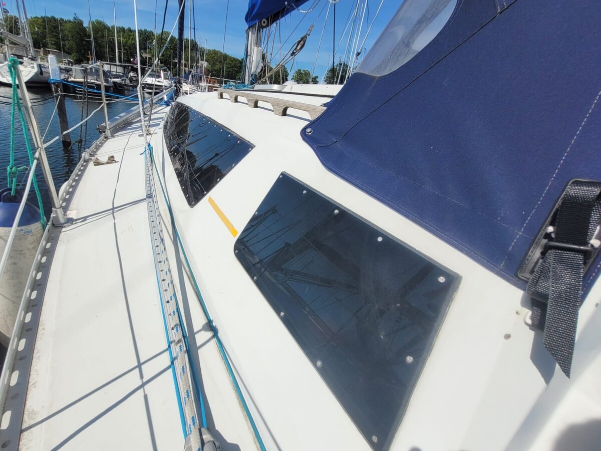 Feeling 346 1991 – Sloop met vleugelkiel en recente Volvo - Foto 25