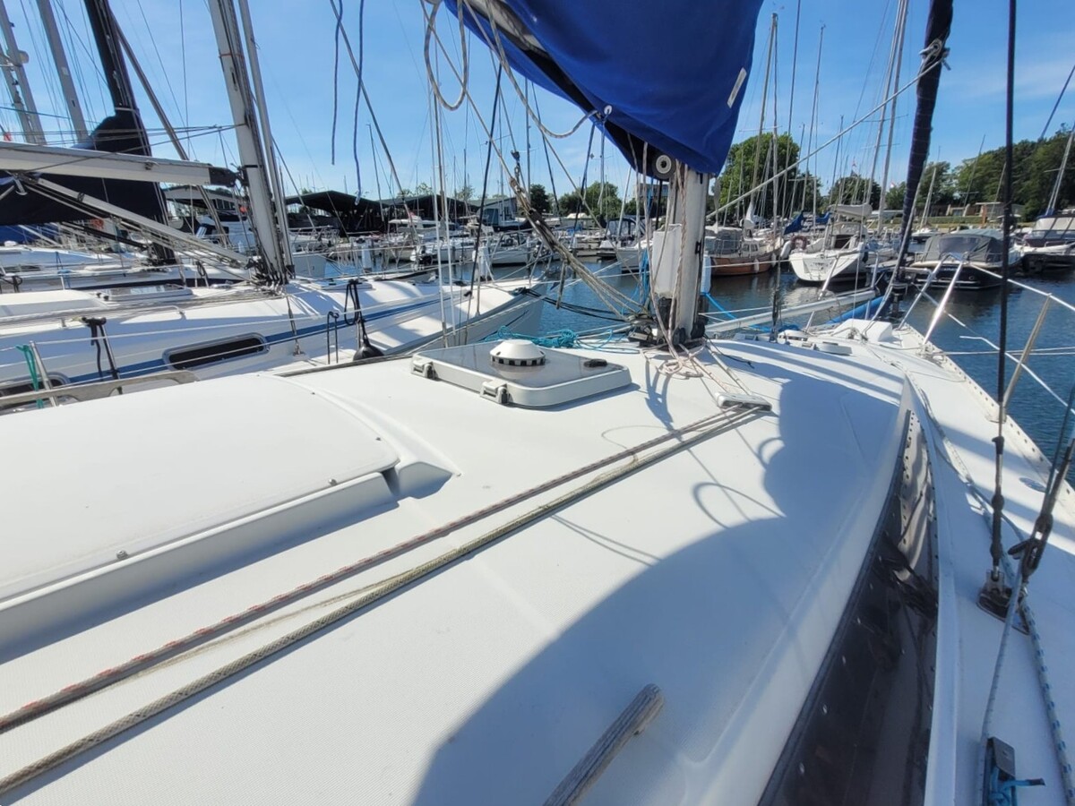 Feeling 346 1991 – Sloop met vleugelkiel en recente Volvo - Foto 26