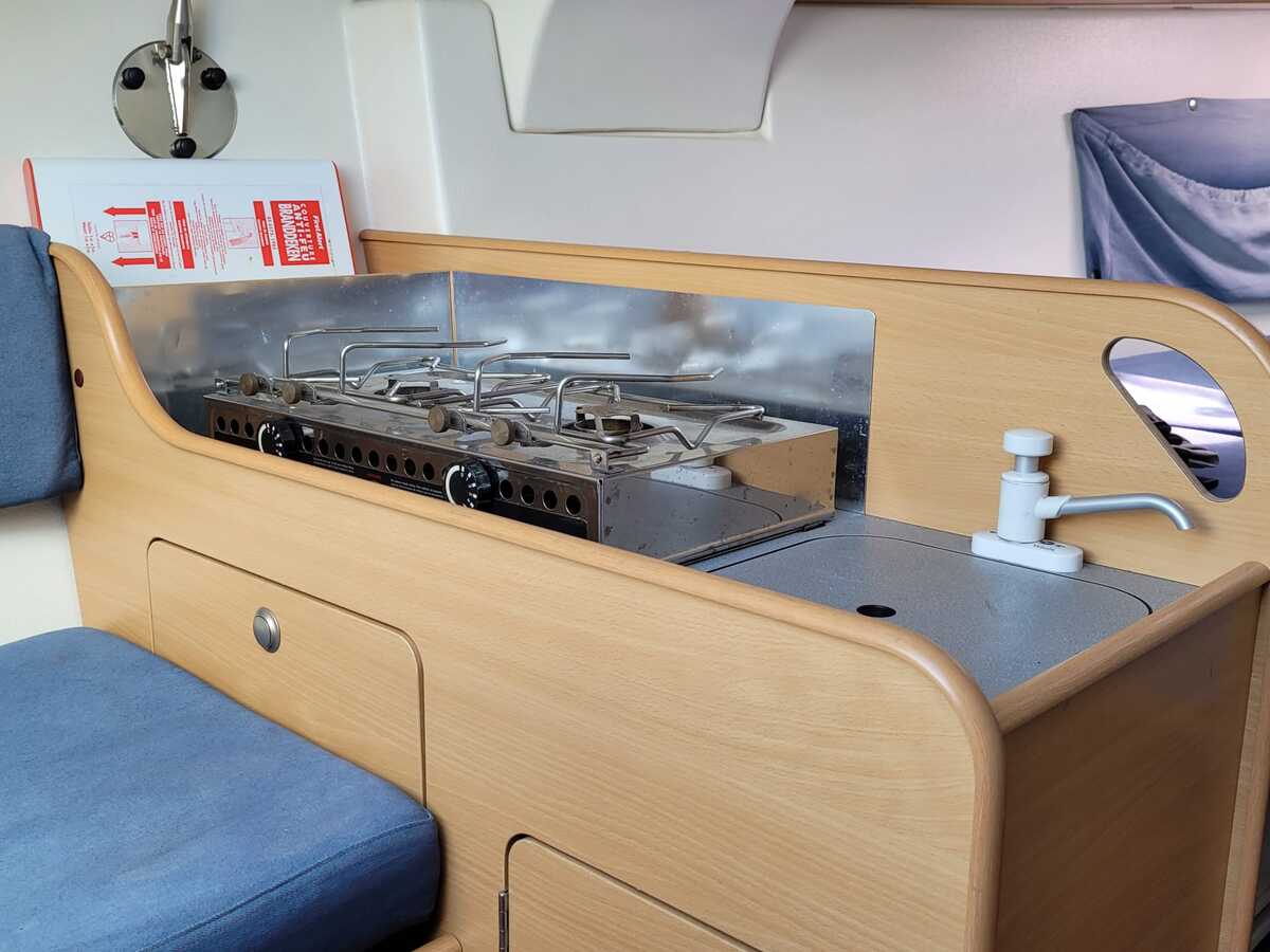 Etap 21i 2000 – Onzinkbaar compactzeilschip voor ondiepe wateren - Foto 4