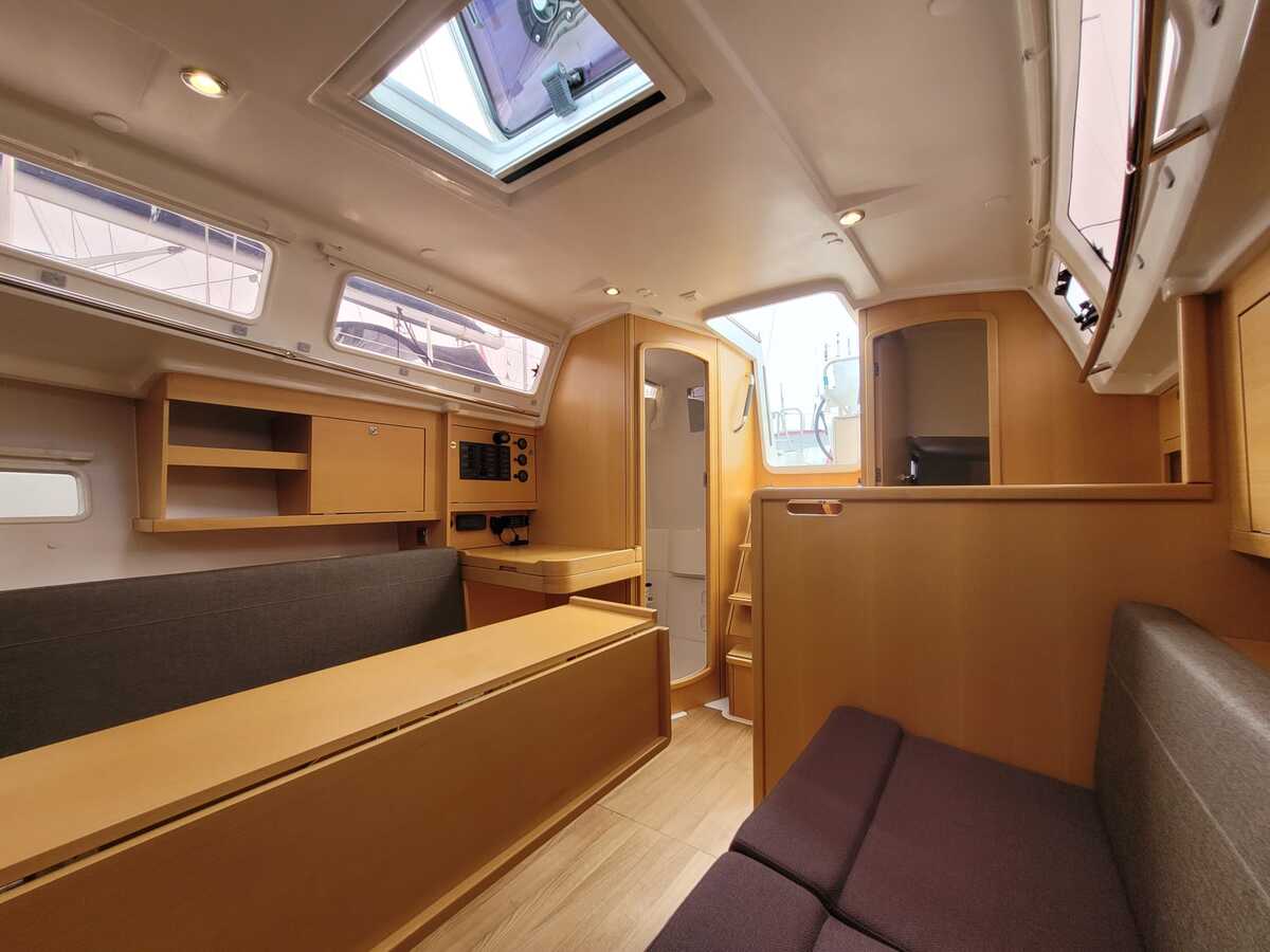 Jeanneau Sun Odyssey 319 2018 – Slechts 159 motoruren - Foto 13